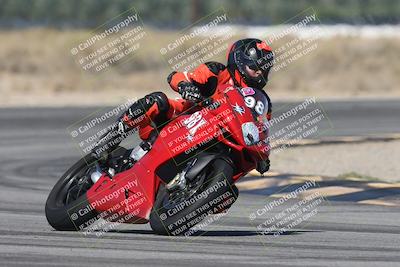 media/Oct-13-2025-Moto Forza (Mon) [[a66d839500]]/3-B Group/Session 3 (Turn 16)/